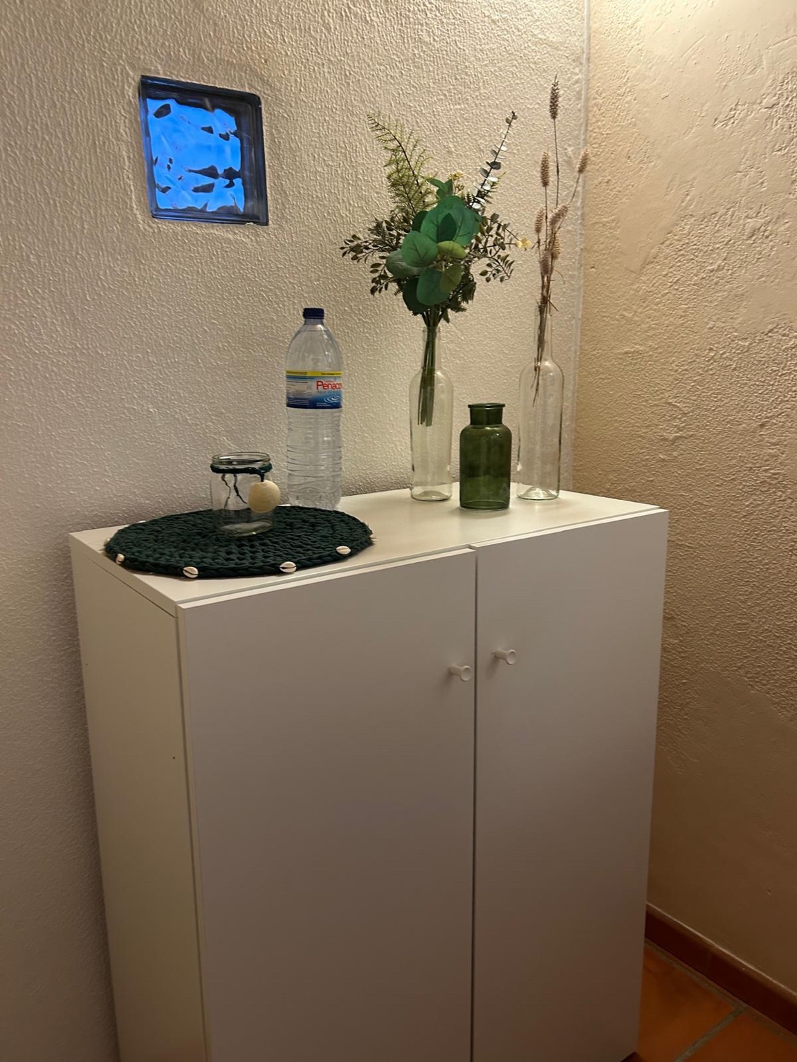 Móvel de apoio e decoração